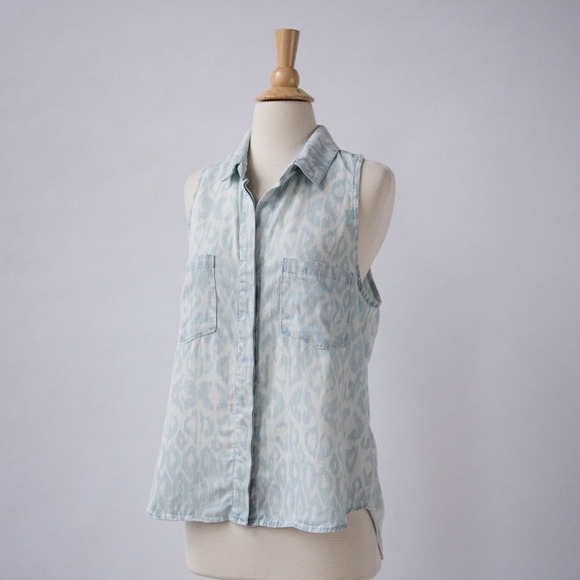 Bella Dahl Tops - Bella Dahl {Anthro} Leopard Print Chambray Top
